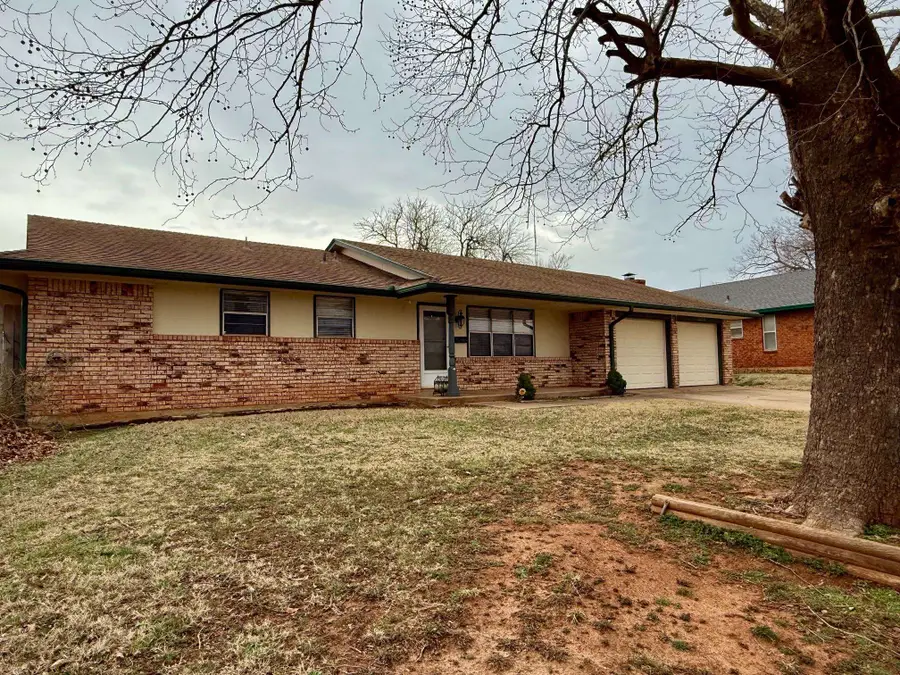 3509 McClaflin Dr, Enid, OK 73701 - #2
