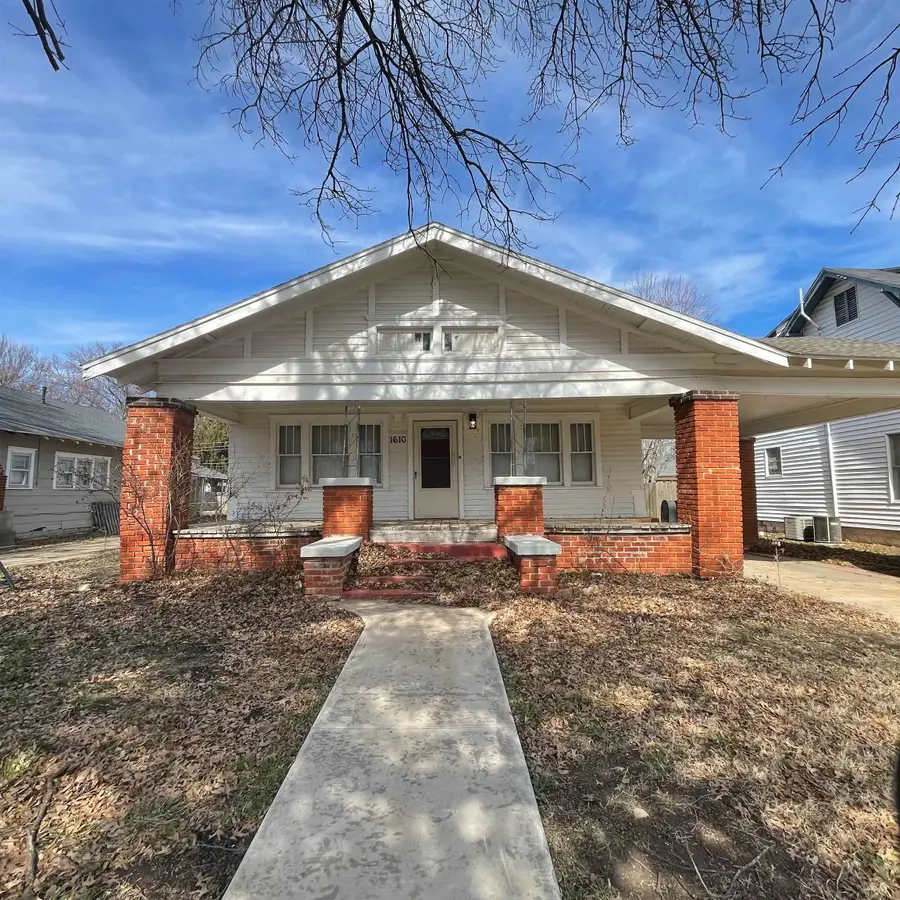 1610 W Maine St, Enid, OK 73703 - #3