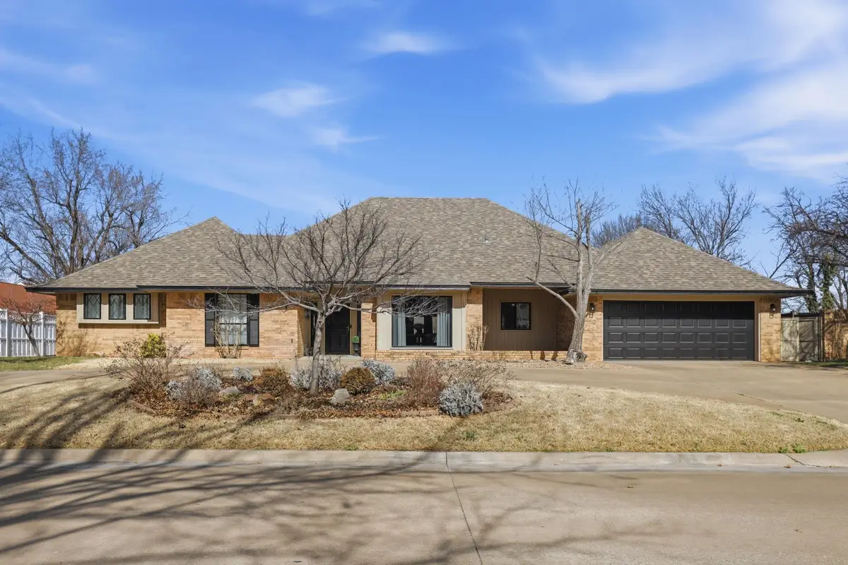 4102 Country Club, Enid, OK 73703 - #1