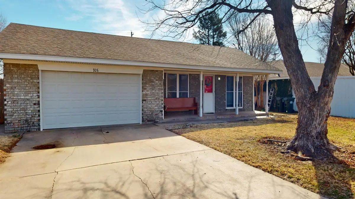 926 S Santa Fe, Mooreland, OK 73852 - #1