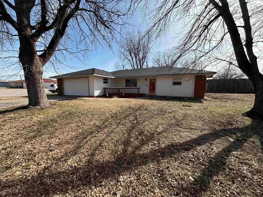 225 Kesterfield Blvd, Enid, OK 73703 - #2