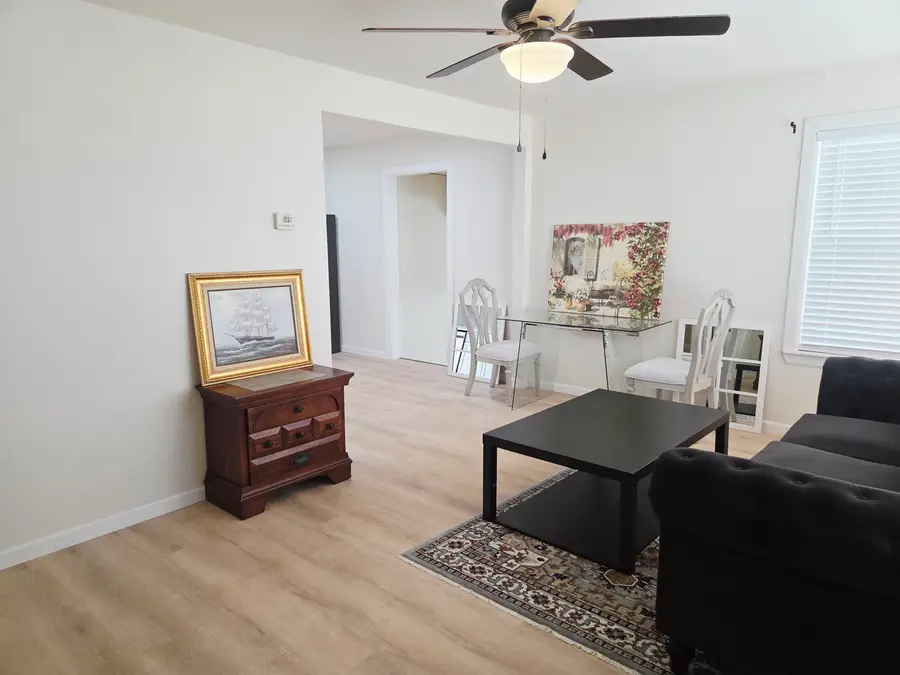 1006 N 14th St, Enid, OK 73701 - #2