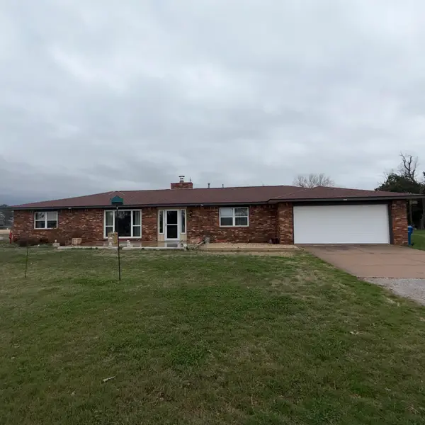 1809 Norman Rd, Enid, OK 73703