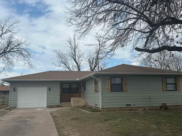 722 Mistletoe, Enid, OK 73701-0722