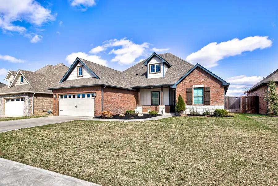 1009 Stonebridge Drive, Enid, OK 73703 - #3