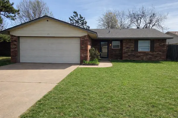 221 S Rimrock, Enid, OK 73703