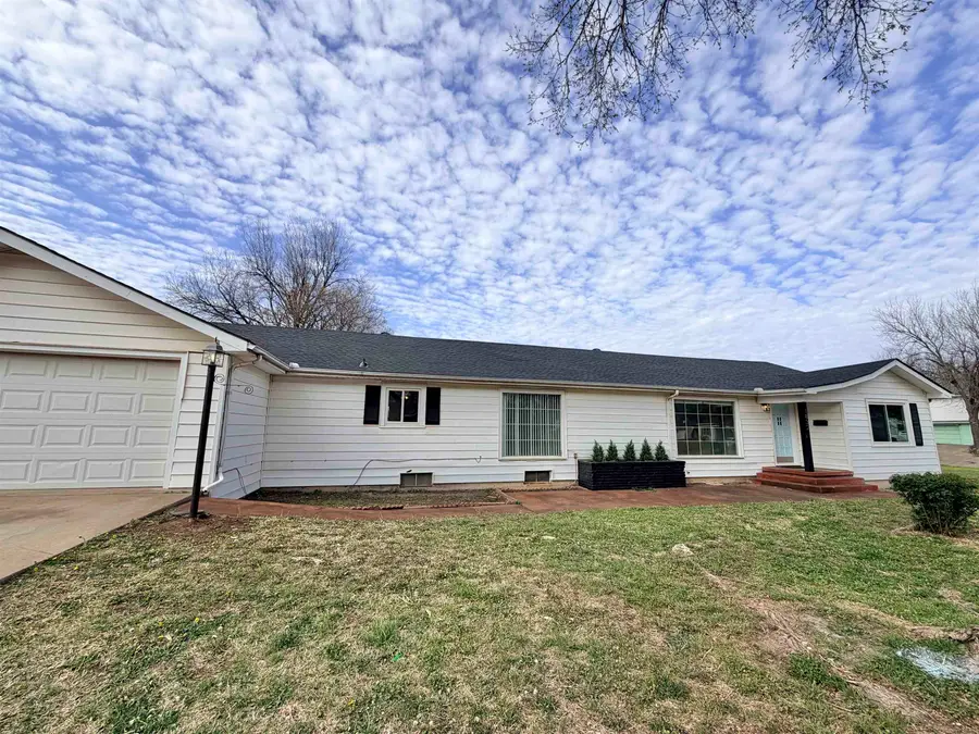 1832 E Maple, Enid, OK 73701 - #2