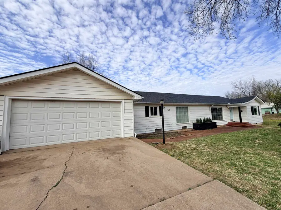 1832 E Maple, Enid, OK 73701 - #3