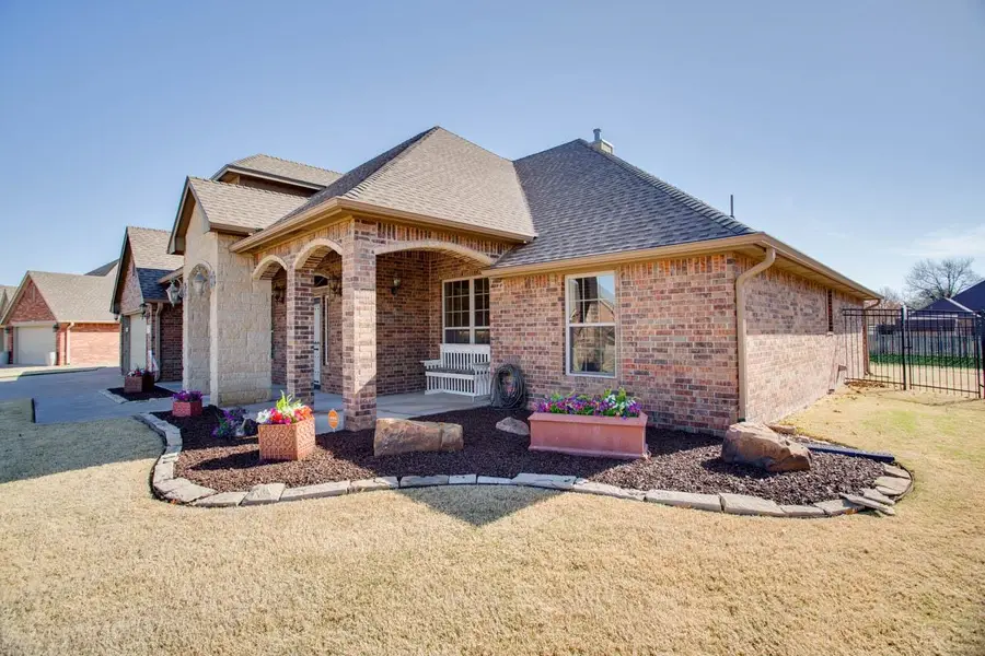 2013 Mt Vernon, Enid, OK 73703 - #3