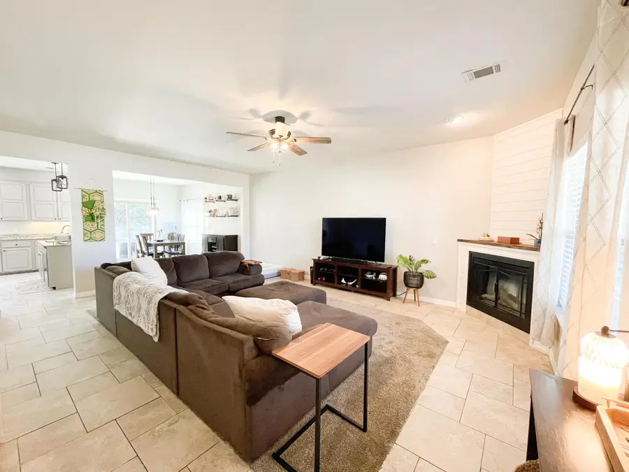 4807 Minco Rd, Enid, OK 73703 - #2