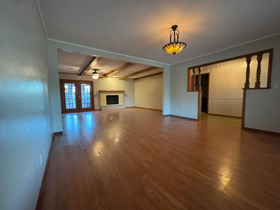 2424 Indian Dr, Enid, OK 73703 - #2