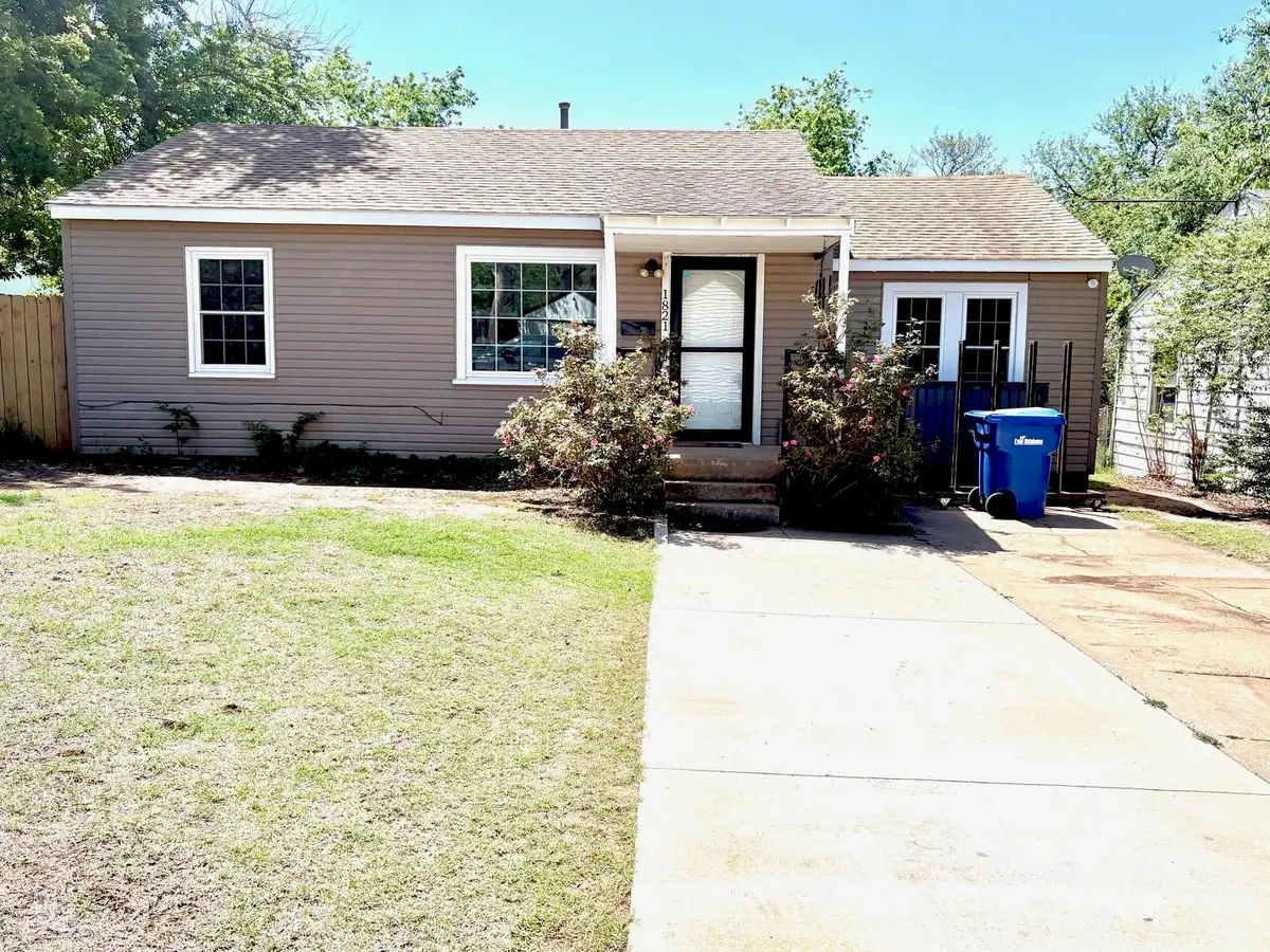1821 E Oklahoma, Enid, OK 73701 - #1