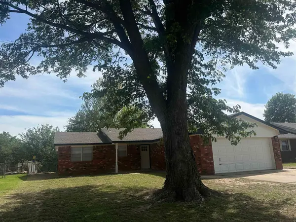 709 Chisholm Trail, Enid, OK 73701