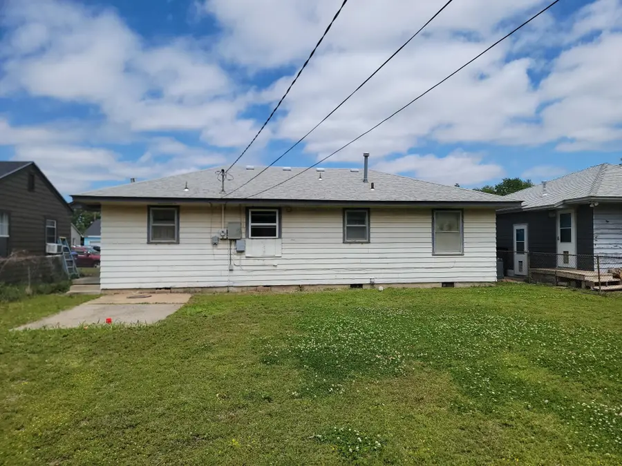 1913 E Locust, Enid, OK 73701 - #3