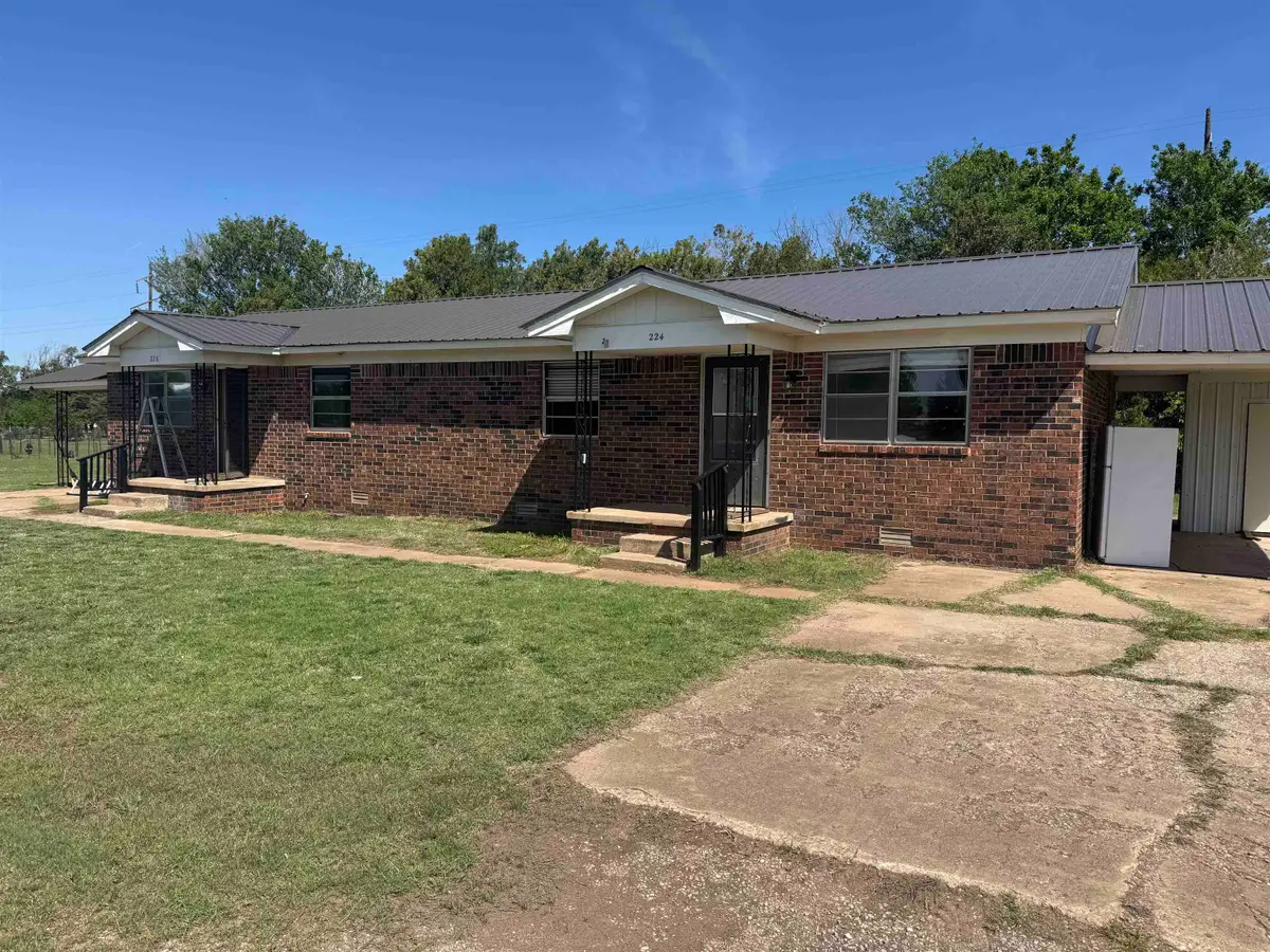 224 Ash, Medford, OK 73759 - #1