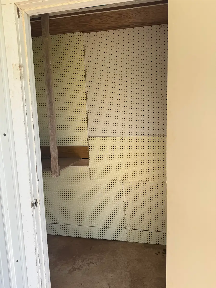 224 Ash, Medford, OK 73759 - #3