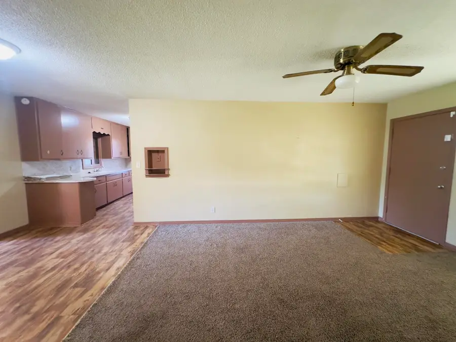 1614 N Quincy St, Enid, OK 73701 - #3