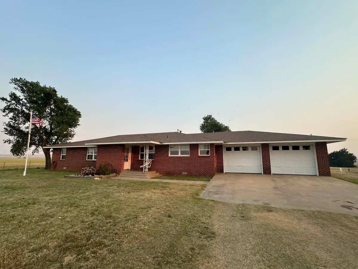 166495 E US 412 Highway, Laverne, OK 73848 - #1