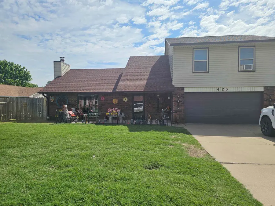 425 Rosanne, Enid, OK 73703-0000 - #3