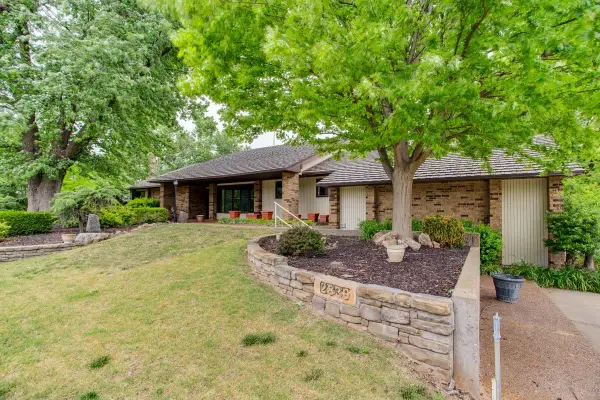 2830 N Cleveland St, Enid, OK 73703