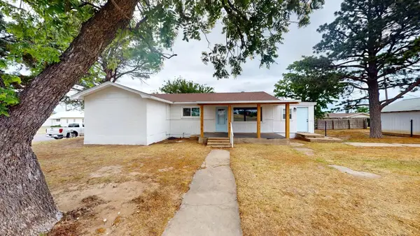 302 E Tenth St, Shattuck, OK 73858