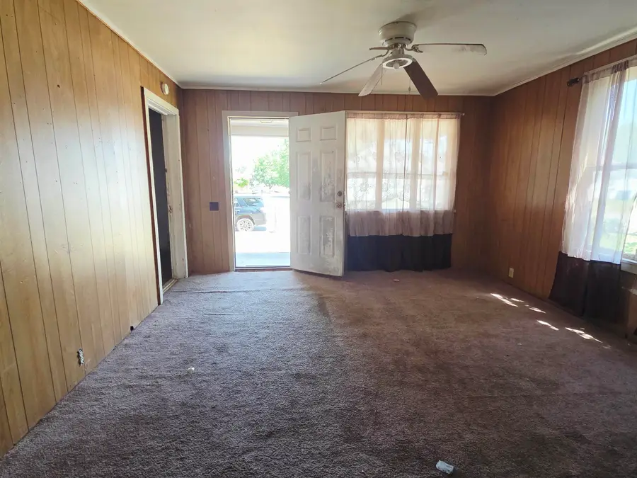 1022 N Washington, Enid, OK 73701 - #3