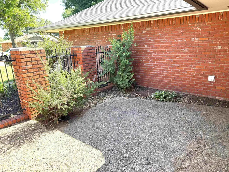 4013 Oakcrest Ave, Enid, OK 73703 - #3