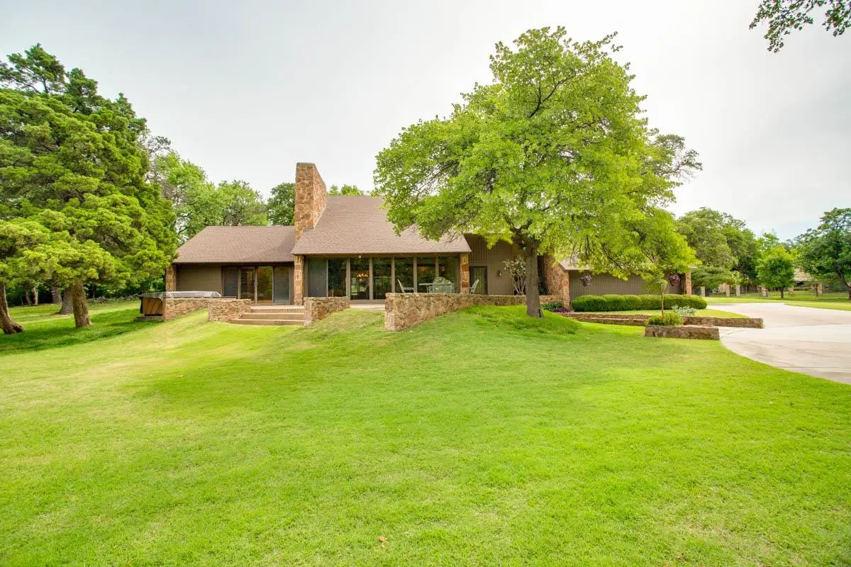 3402 Dana Dr, Enid, OK 73703-0000 - #1