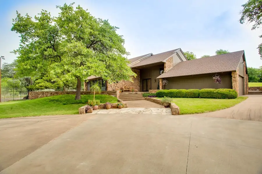 3402 Dana Dr, Enid, OK 73703-0000 - #2