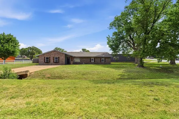 1403 Ridge Pl, Lahoma, OK 73754