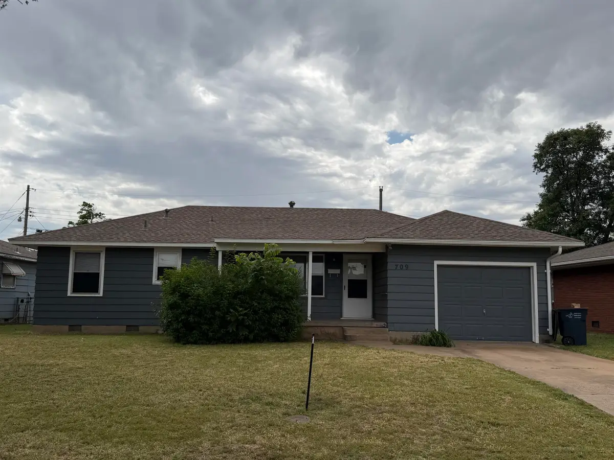 709 W Cottonwood, Enid, OK 73701 - #1