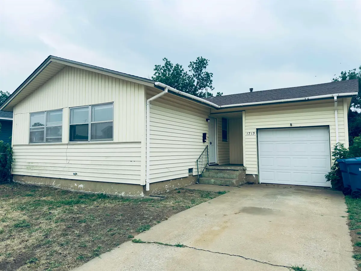1713 E Ash Ave, Enid, OK 73701 - #1
