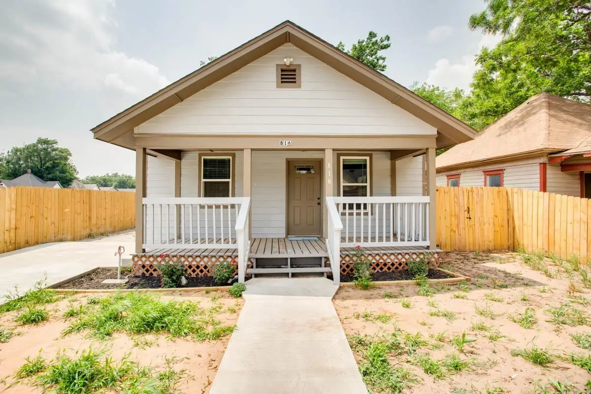 816 S Independence Ave, Enid, OK 73701 - #1