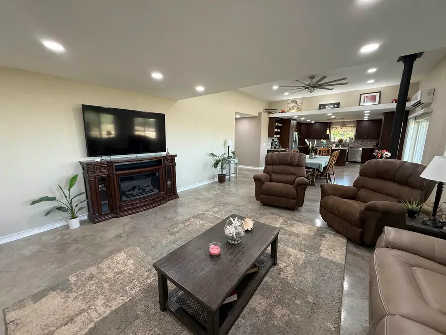 56247 S County Road 208, Vici, OK 73859 - #3
