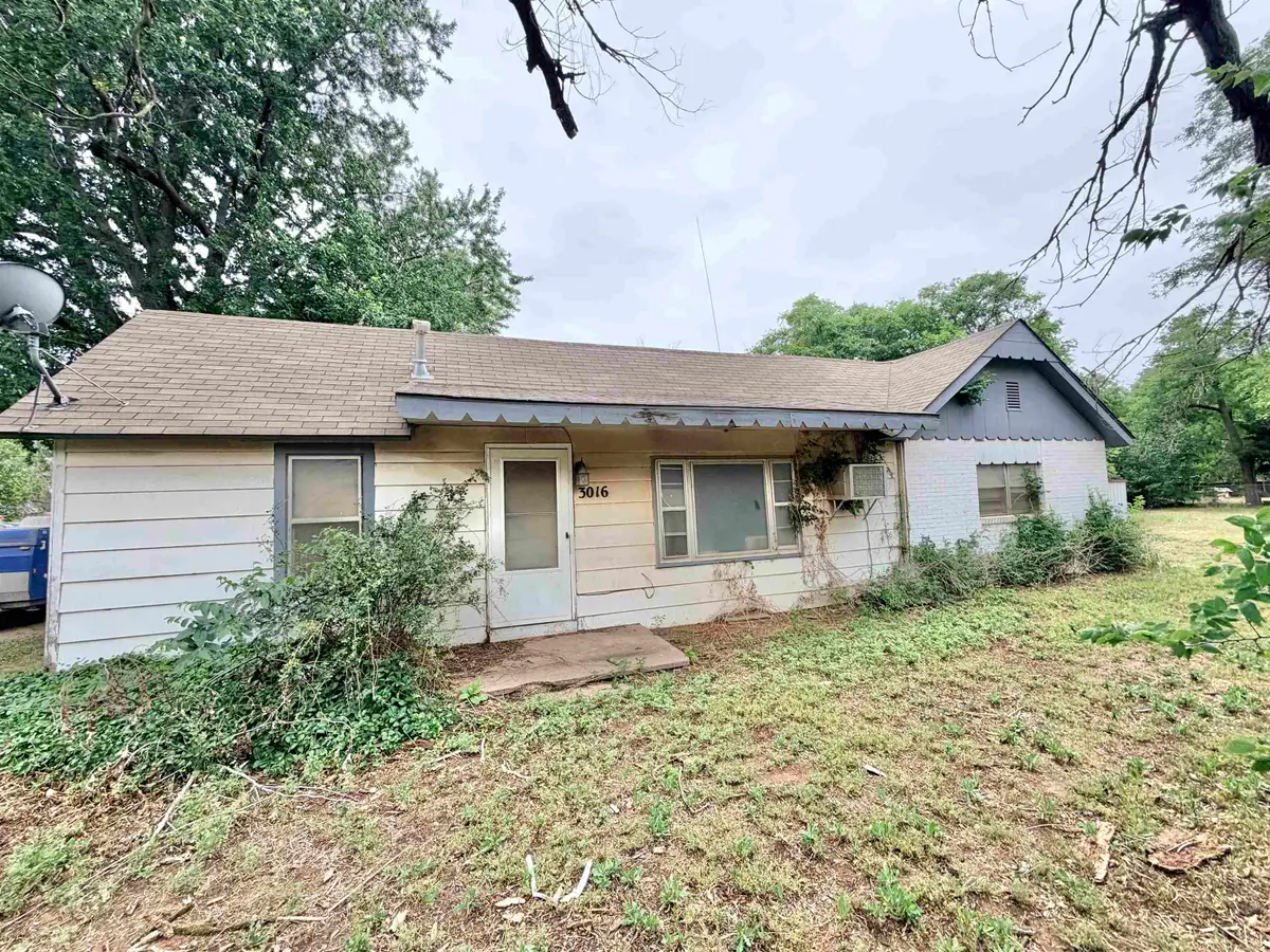 3016 N 5th, Enid, OK 73701 - #1