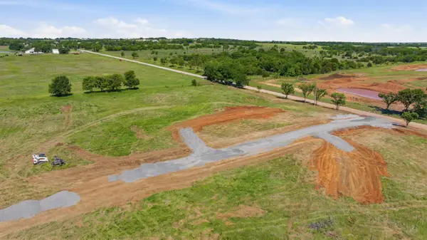 5101 W Lone Chimney Rd, Glencoe, OK 74032