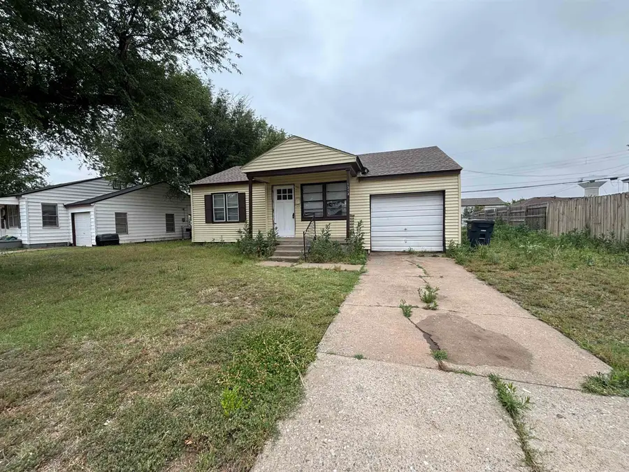 1313 W Hudson, Enid, OK 73703 - #2