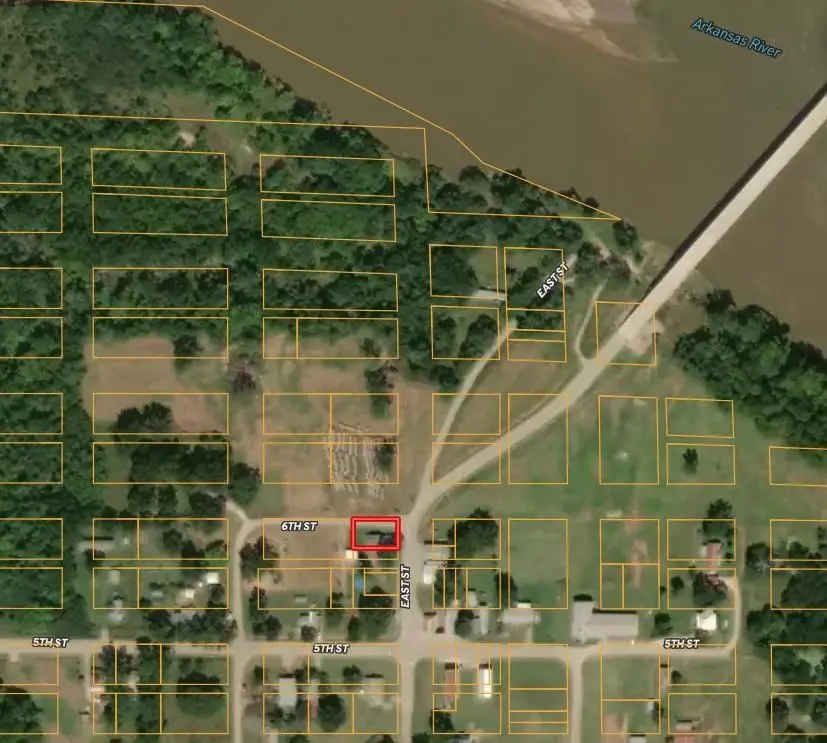 591 E St, Blackburn, OK 74058 - #3