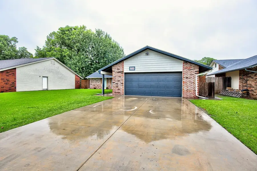 2718 Wagon Trail, Enid, OK 73703 - #2