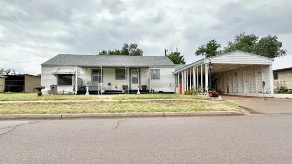 210 NW 1st St, Buffalo, OK 73834