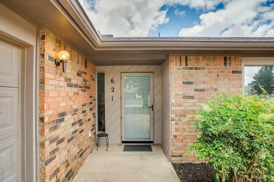 621 Deer Run, Enid, OK 73703 - #2