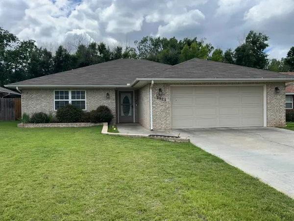 2921 Brook Haven Drive, Woodward, OK 73801