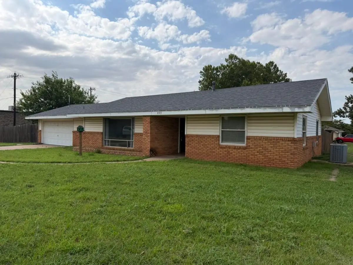 205 E State, Fairview, OK 73737 - #1