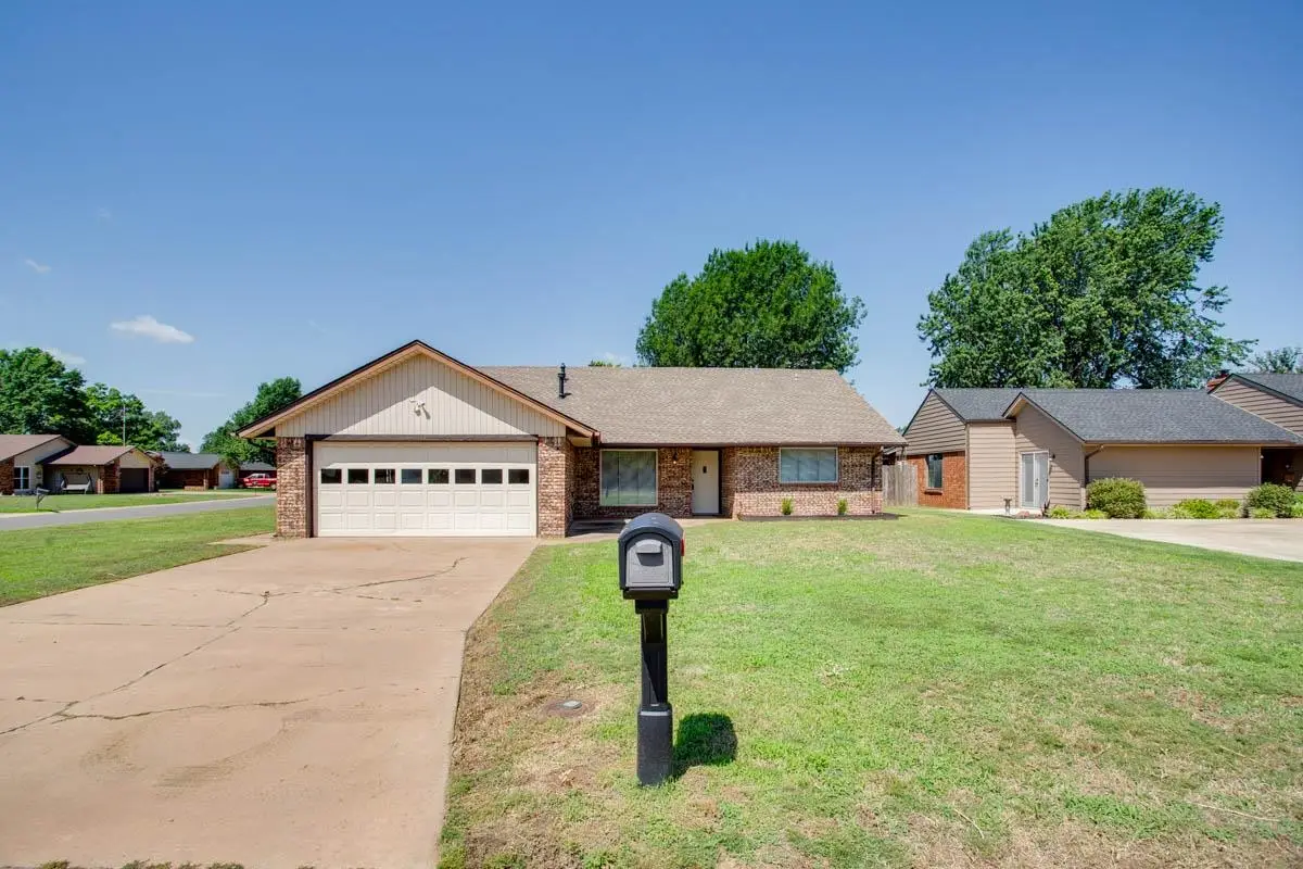402 Lilac Place, Enid, OK 73703 - #1