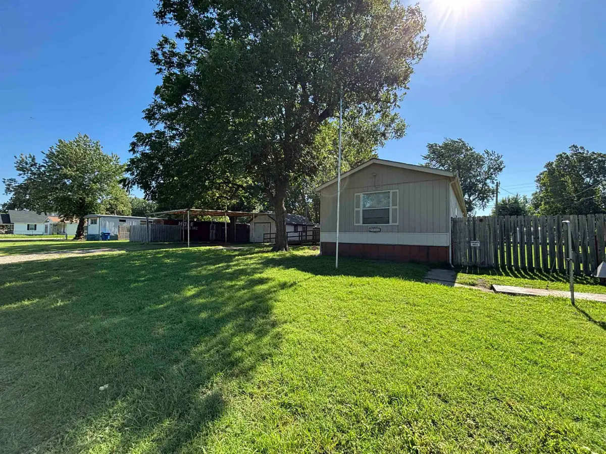 2715 N Adams St, Enid, OK 73701 - #1