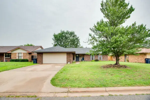 601 Deer Run, Enid, OK 73703