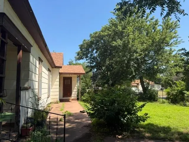 522 E Chestnut, Enid, OK 73701 - #3
