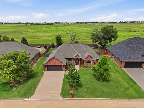 2114 Daybreak, Enid, OK 73703