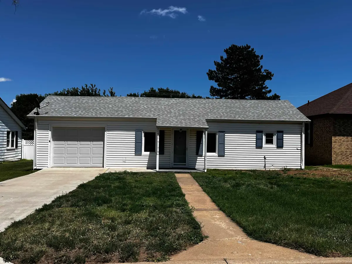 804 Avenue E, Beaver, OK 73932 - #1