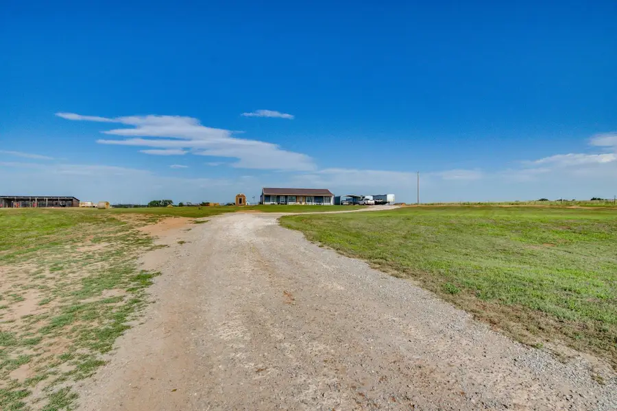 2406 S Logan Road, Lahoma, OK 73754 - #3